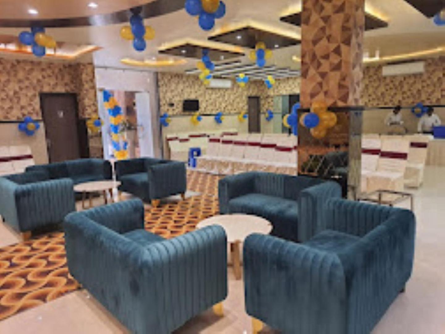 The Imperial Hotel And Convention Centre Kanpur Luaran gambar