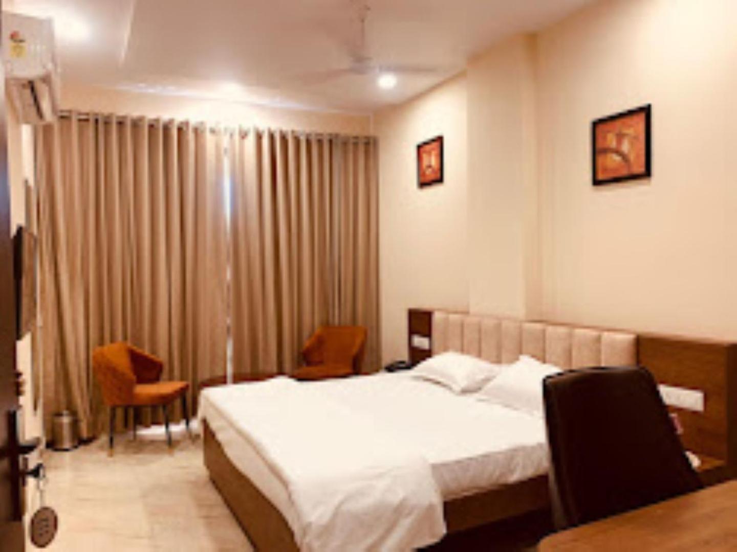 The Imperial Hotel And Convention Centre Kanpur Luaran gambar