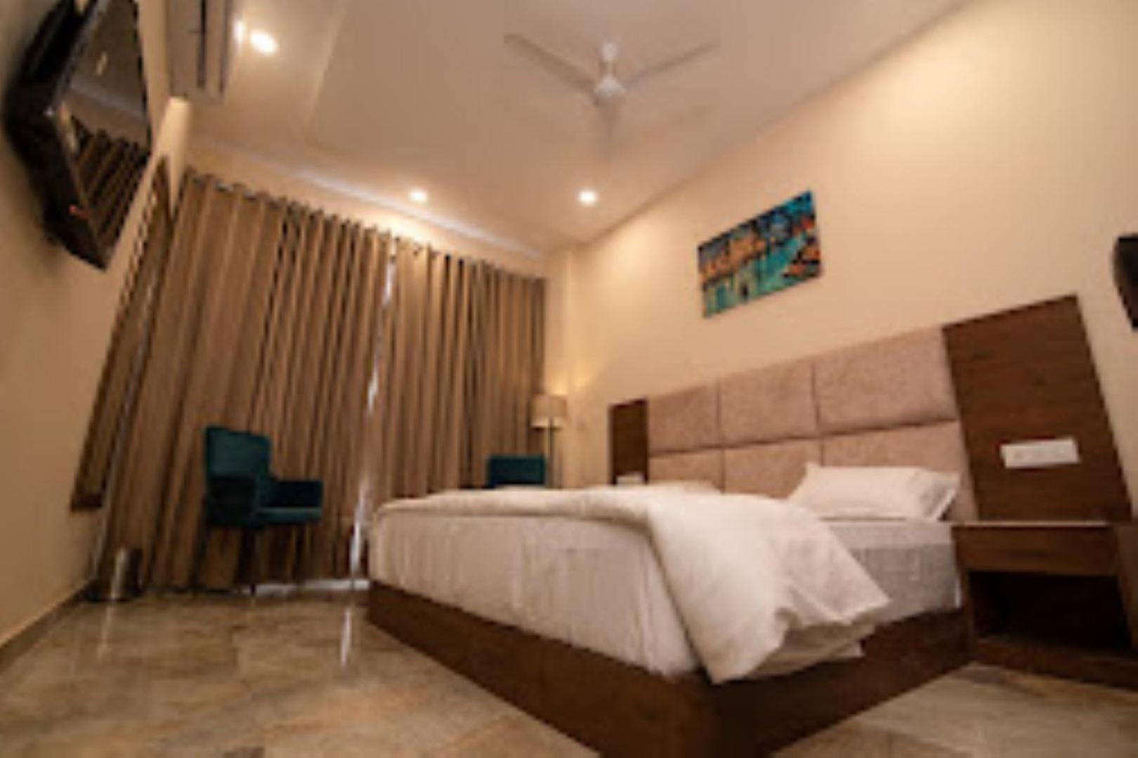 The Imperial Hotel And Convention Centre Kanpur Luaran gambar